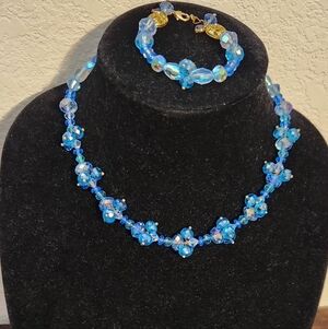 Elegant Blue Crystal Necklace and Bracelet Set